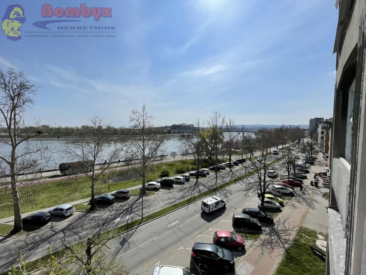 Prodaja, trosoban stan, 71m², Podbara, Novi Sad Sve Podlokacije