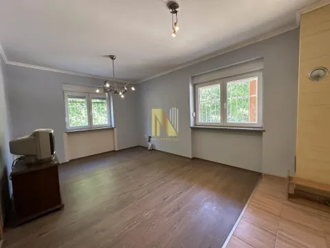 Sale, house, 80m², Mali Idjoš, Srbija - image 10