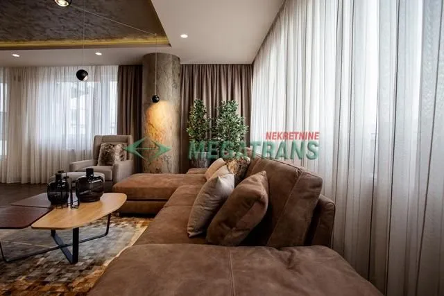 Izdavanje, četvorosoban stan, 112m², Bulevar Oslobodjenja, Novi Sad Sve Podlokacije