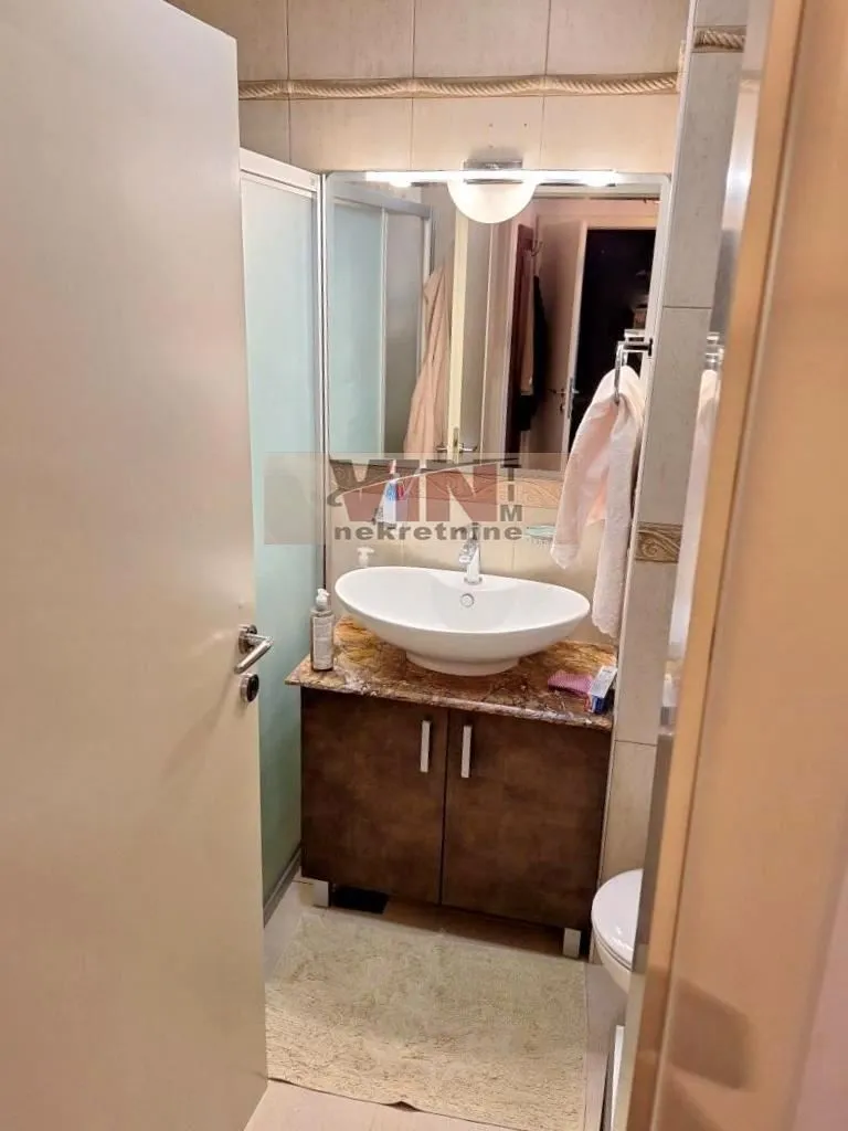 Sale, four bedroom apartment, 100m², Zvezdara Sve Podlokacije, Beograd