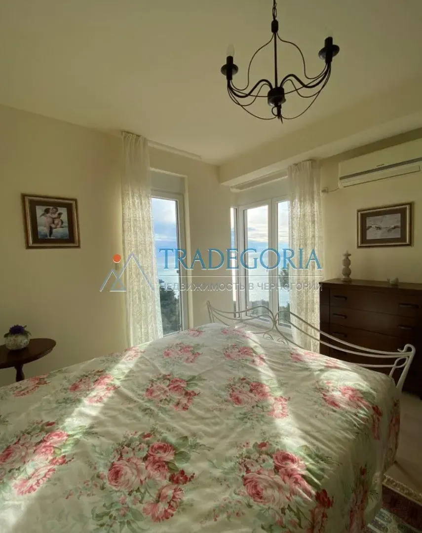 Prodaja, trosoban stan, 106m², Sveti Stefan, Budva