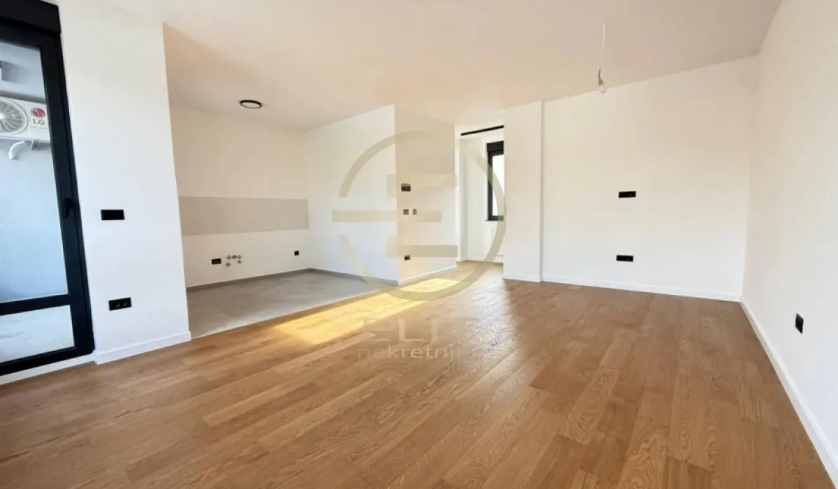 Prodaja, stan, 98m², Grbavica, Novi Sad Sve Podlokacije
