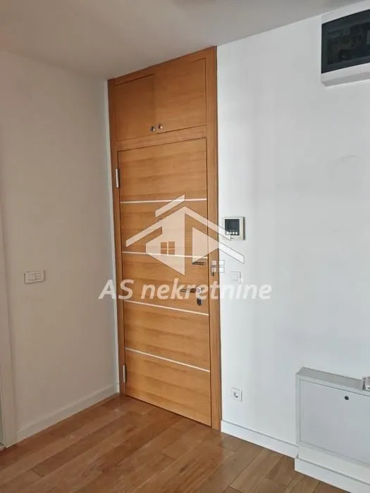 Izdavanje, dvosoban stan, 63m², Tašmajdan, Palilula Sve Podlokacije