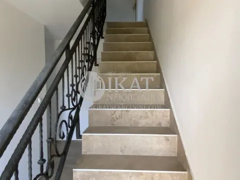 Izdavanje, kuća, 160m², Boleč, Grocka - image 12