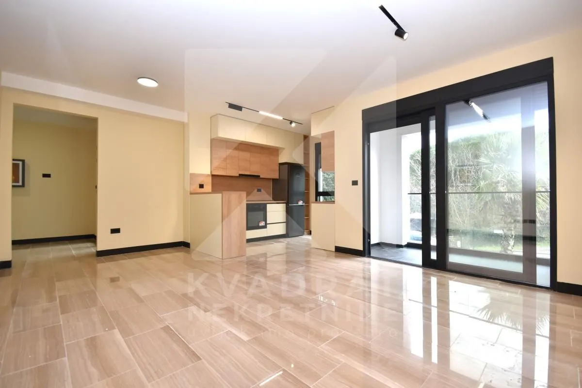 Rent, three bedroom apartment, 111m², Vezirov Most, Podgorica