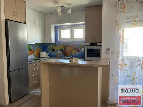 Prodaja, četvorosoban stan, 76m², Lipov gaj, Novi Sad Sve Podlokacije - image 12