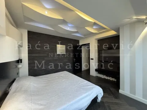 Sale, three bedroom apartment, 117m², Vračar Sve Podlokacije, Beograd - image 8