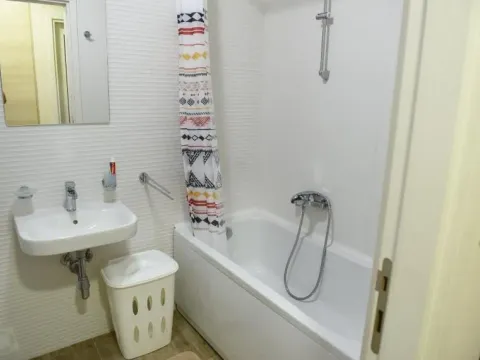 Rent, one bedroom apartment, 40m², Pobrežje, Podgorica - image 9