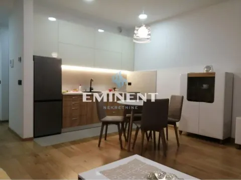 Rent, one bedroom apartment, 37m², Gundulićev Venac, Beograd - image 4