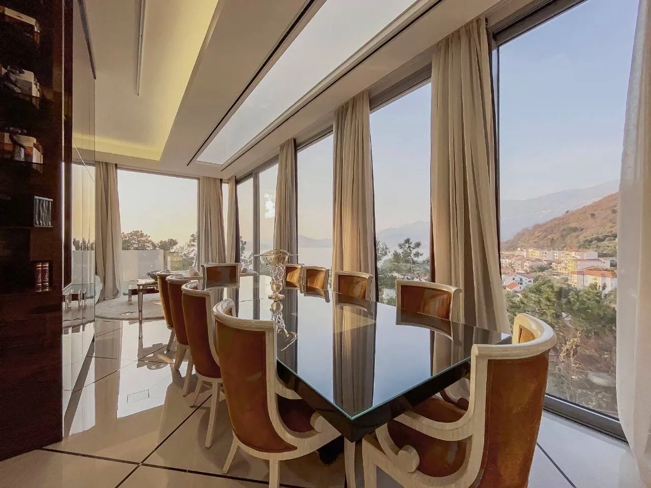 Sale, house, 559m², Sveti Stefan, Budva