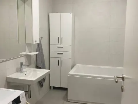 Izdavanje, dvosoban stan, 64m², Bar, Crna Gora - image 8