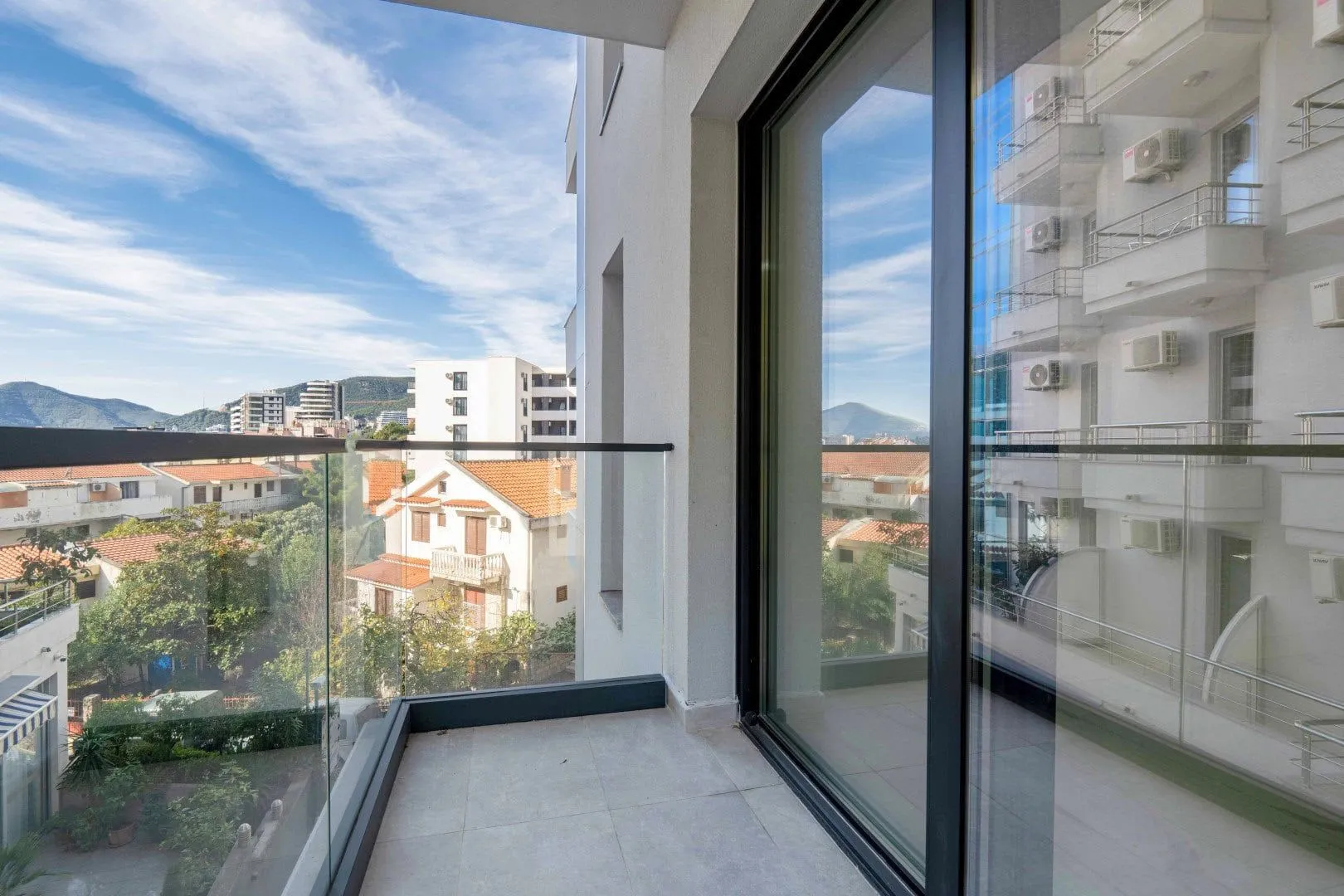Sale, one bedroom apartment, 42m², Rafailovići, Budva