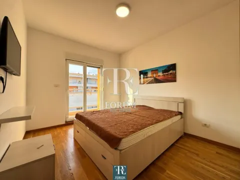 Izdavanje, jednosoban stan, 52m², City Kvart, Podgorica - image 7