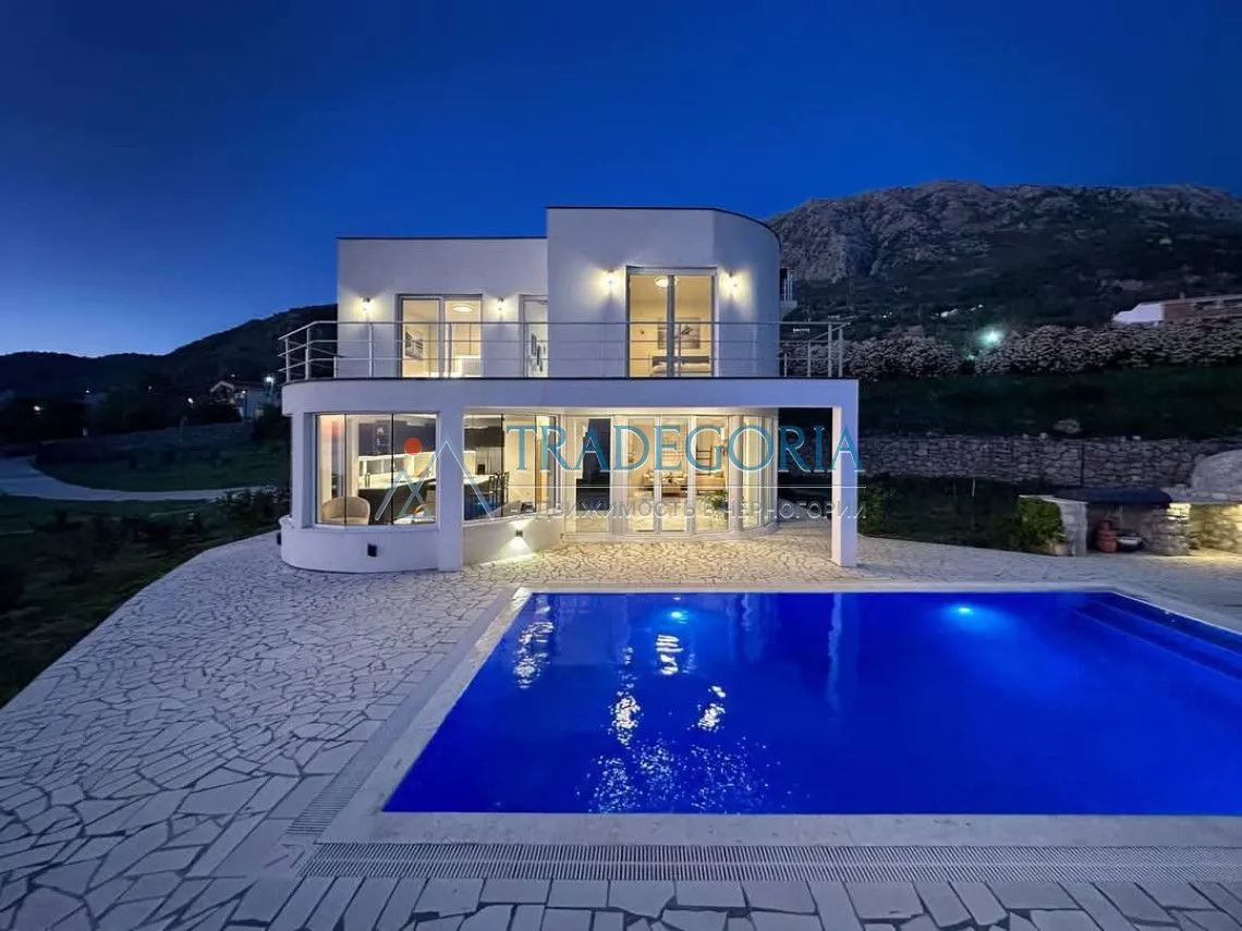 Prodaja, kuća, 240m², Dobra Voda, Bar