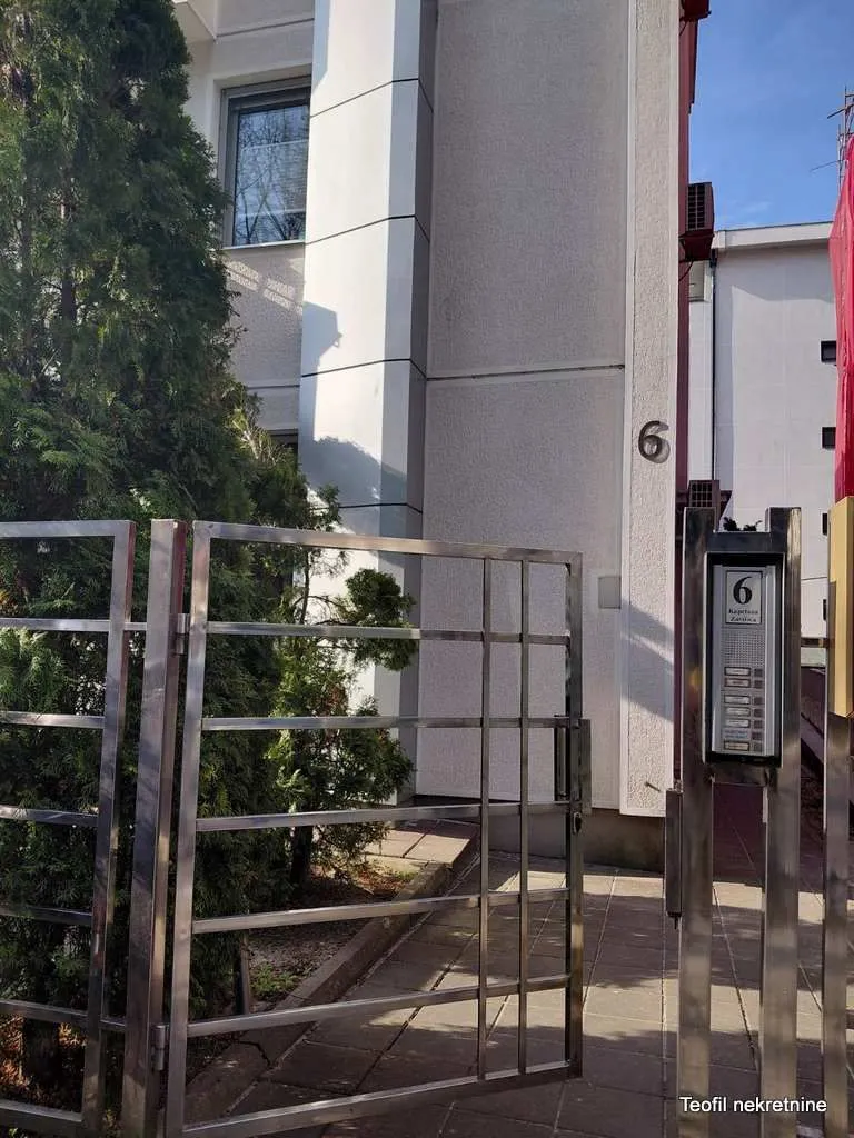 Sale, studio apartment, 87m², Voždovac, Voždovac Sve Podlokacije