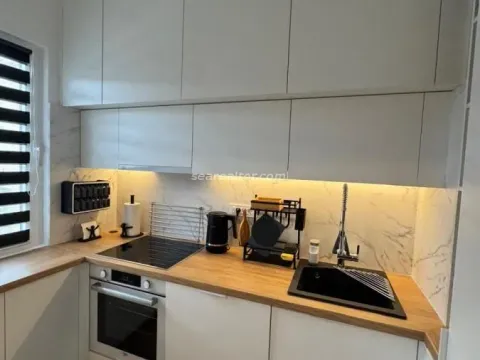 Rent, one bedroom apartment, 60m², Centar, Tivat - image 8