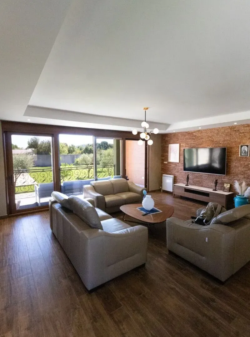 Rent, house, 180m², Podgorica, Crna Gora