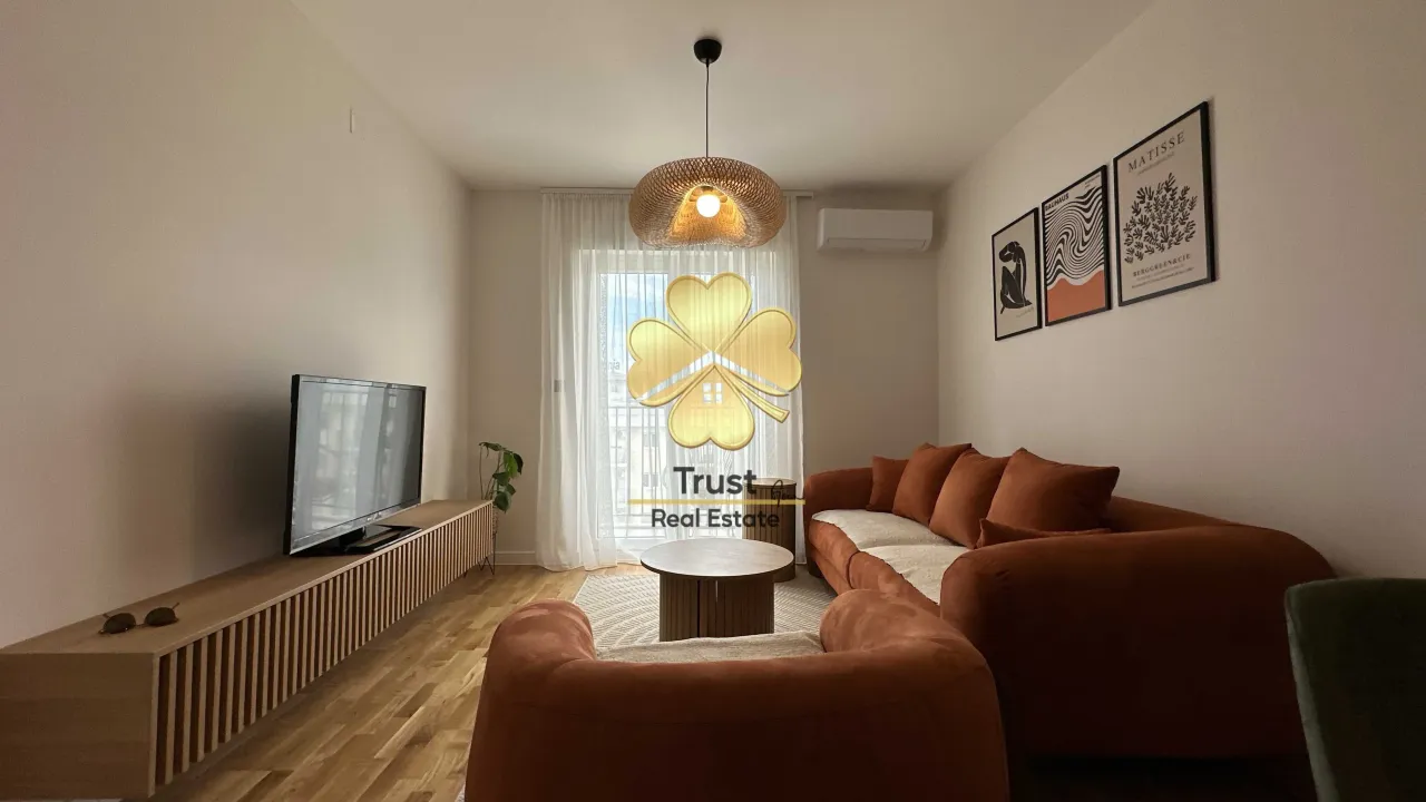 Izdavanje, jednosoban stan, 42m², Pobrežje, Podgorica