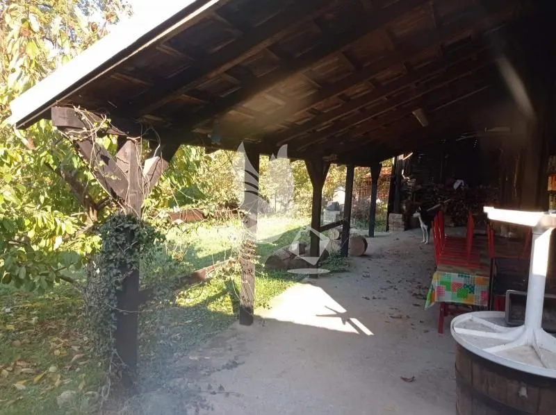 Prodaja, kuća, 215m², Mladenovac selo, Mladenovac