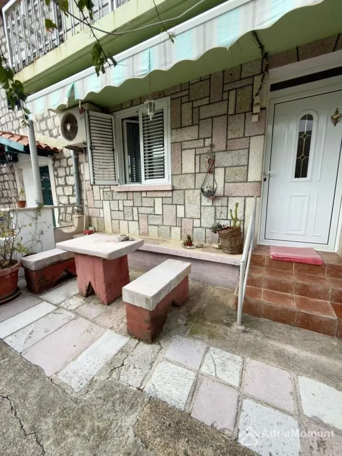 Prodaja, kuća, 148m², Kamenari, Herceg Novi