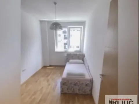 Sale, three bedroom apartment, 60m², Sajmište, Novi Sad - image 4