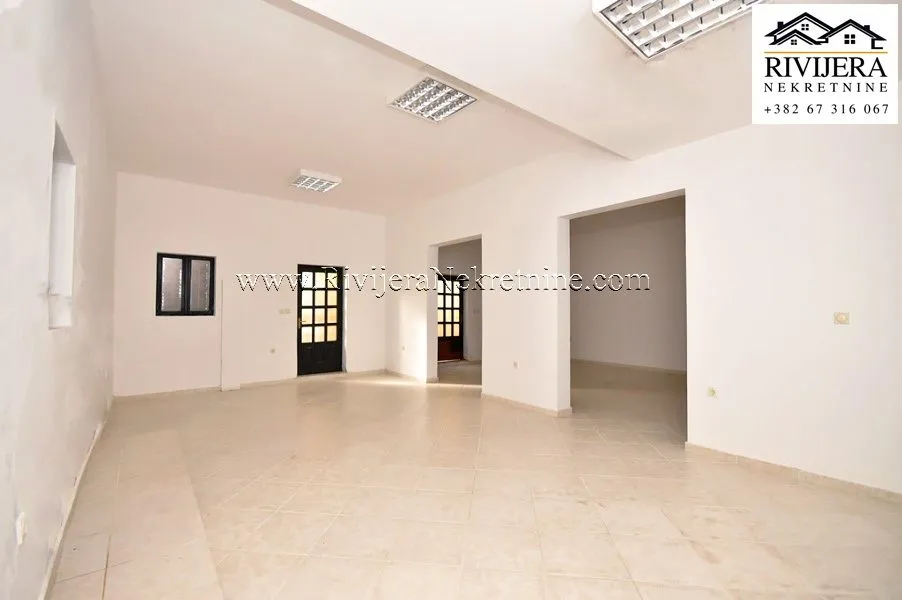 Prodaja, stan, 130m², Centar, Herceg Novi