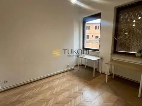 Prodaja, četvorosoban stan, 119m², Centar, Novi Sad - image 8