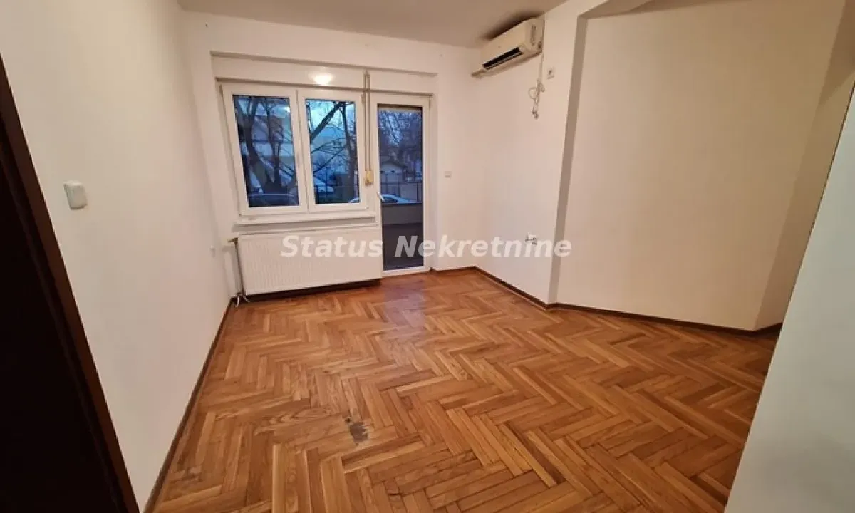 Rent, two bedroom apartment, 37m², Socijalno, Novi Sad Sve Podlokacije