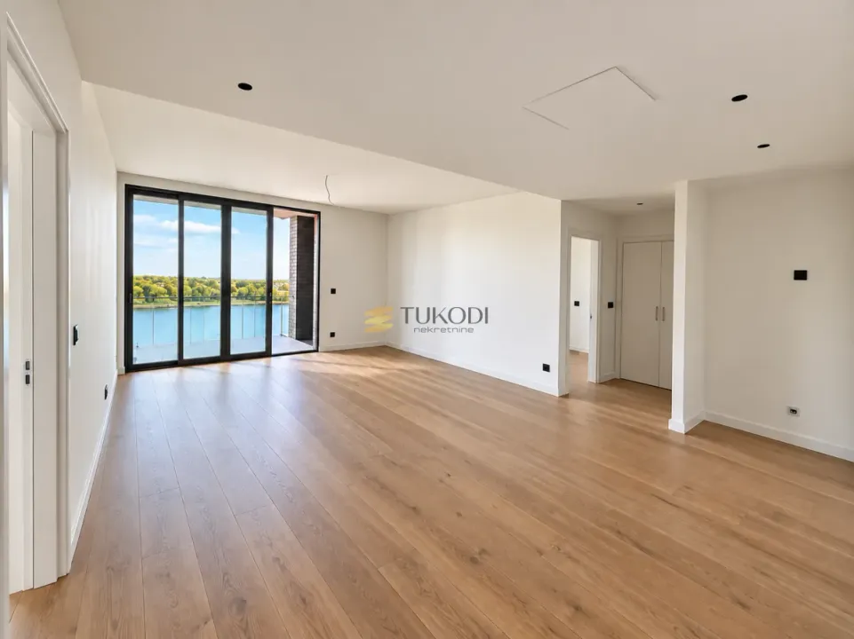 Sale, three bedroom apartment, 105m², Savski Venac, Beograd