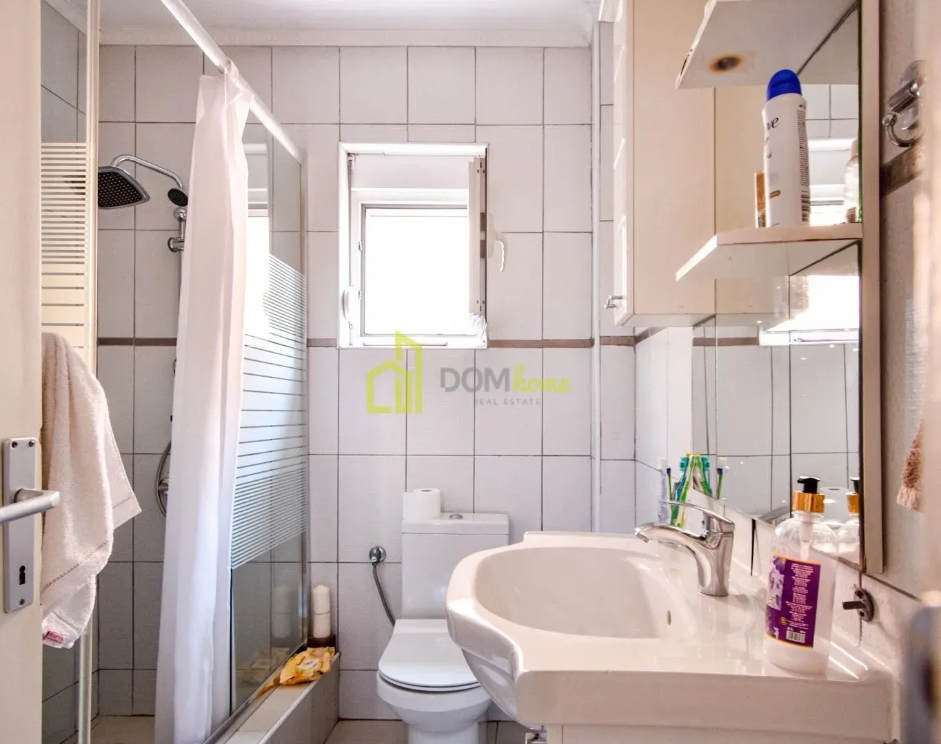 Sale, house, 303m², Konik, Podgorica