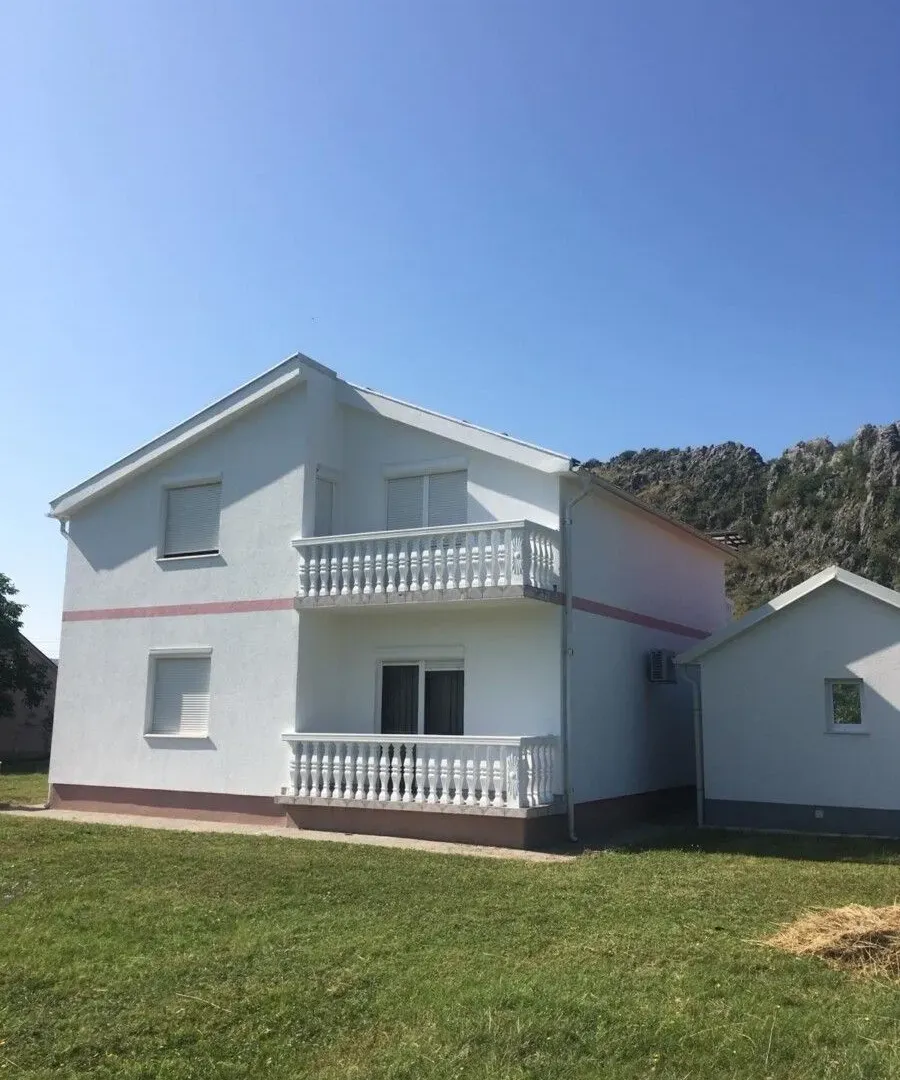Prodaja, kuća, 145m², Spuž, Danilovgrad
