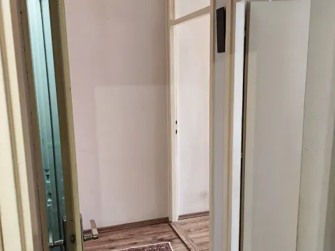 Prodaja, trosoban stan, 96m², Tuški Put, Podgorica - image 16