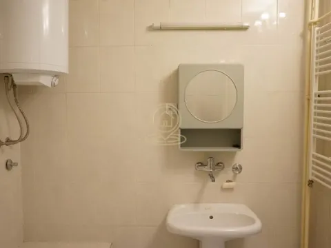 Rent, two bedroom apartment, 66m², Vračar Sve Podlokacije, Beograd - image 8