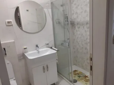 Rent, one bedroom apartment, 50m², City Kvart, Podgorica - image 4