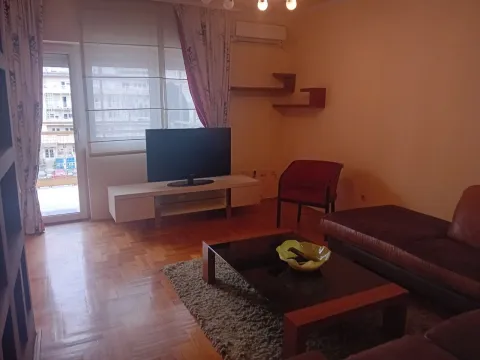 Rent, two bedroom apartment, 75m², Stari Aerodrom, Podgorica - image 1