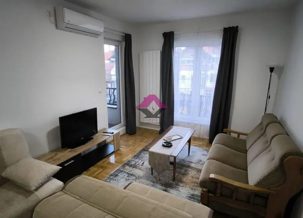 Izdavanje, dvosoban stan, 48m², Krnjaca, Palilula Sve Podlokacije