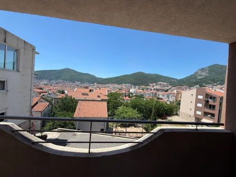 Sale, one bedroom apartment, 53m², Podkošljun, Budva - image 6