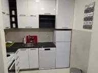 Izdavanje, jednosoban stan, 45m², City Kej, Podgorica - image 1