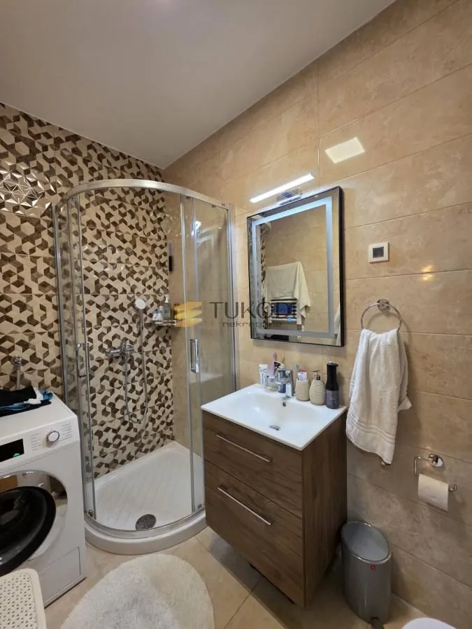 Prodaja, jednosoban stan, 44m², Sajmište, Novi Sad