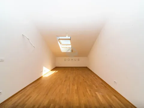 Sale, one bedroom apartment, 52m², Stari Aerodrom, Podgorica - image 2