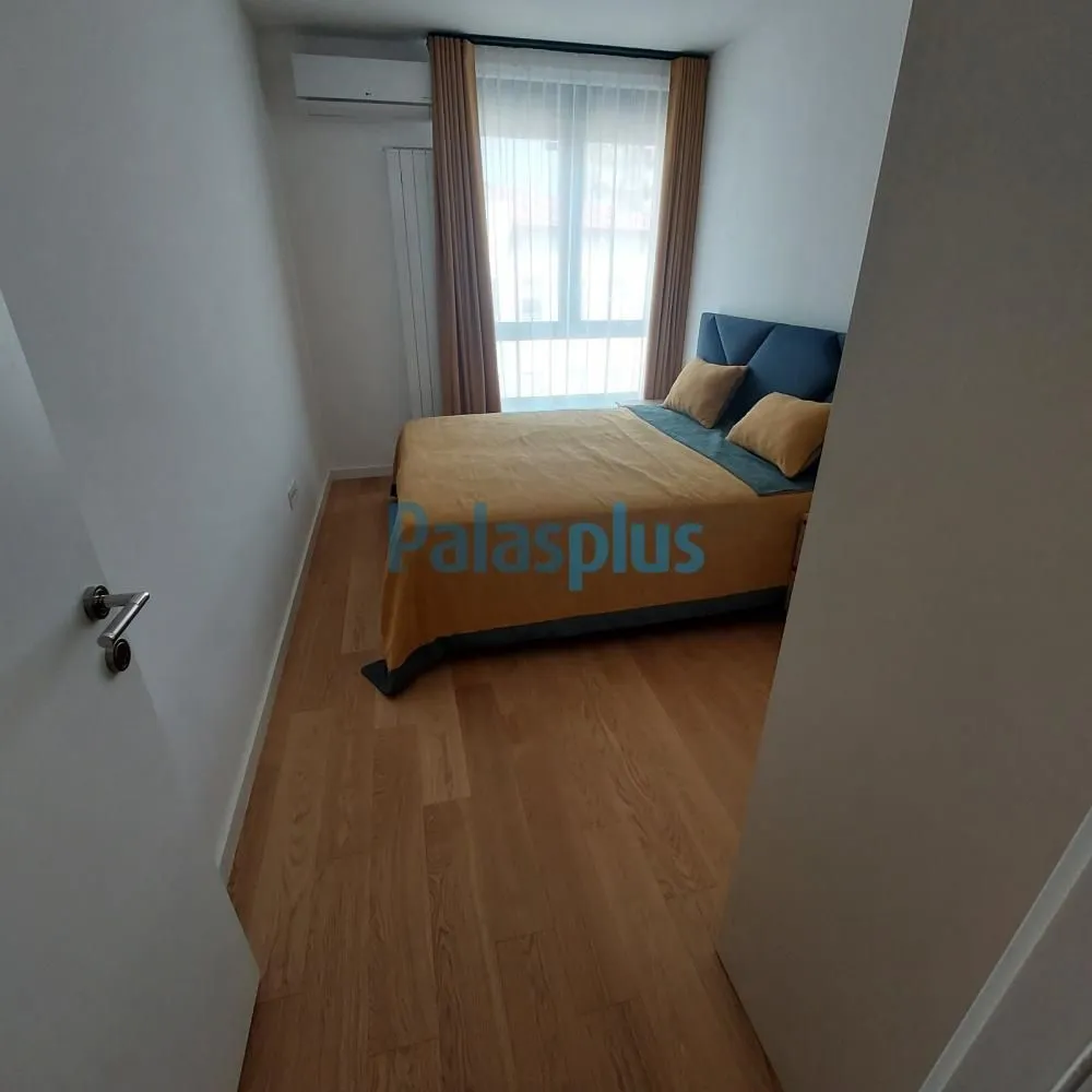 Rent, three bedroom apartment, 74m², Stari Grad, Beograd