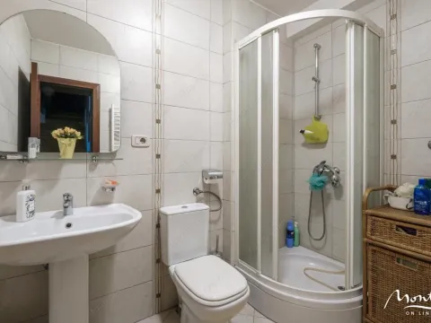 Prodaja, kuća, 305m², Orahovac, Kotor - image 38