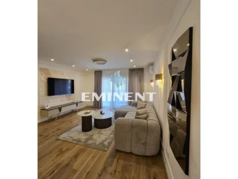 Izdavanje, trosoban stan, 114m², Vračar Hram, Vračar Sve Podlokacije - image 3