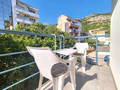 Rent, one bedroom apartment, 43m², Lazi, Budva - image 8