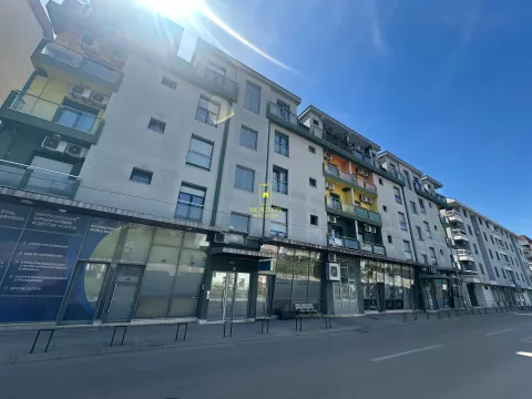 Rent, one bedroom apartment, 35m², Nova Dalmatinska, Podgorica - image 15