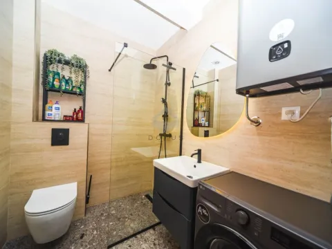 Prodaja, trosoban stan, 82m², Vezirov Most, Podgorica - image 10