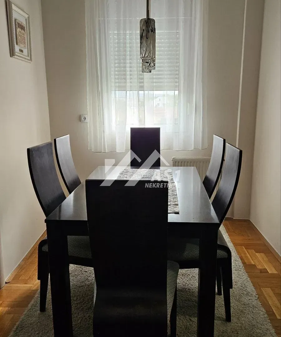 Izdavanje, četvorosoban stan, 82m², Bulevar Evrope, Novi Sad Sve Podlokacije
