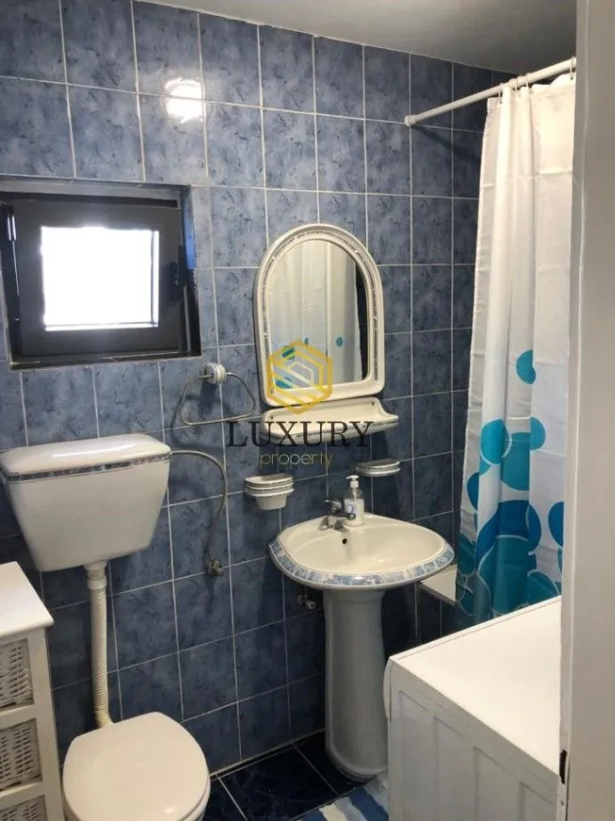 Izdavanje, dvosoban stan, 44m², Momišići, Podgorica