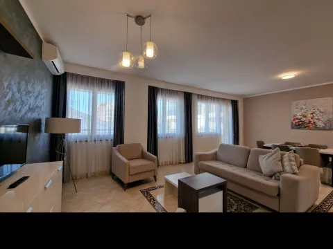 Izdavanje, jednosoban stan, 90m², Bečići, Budva - image 9