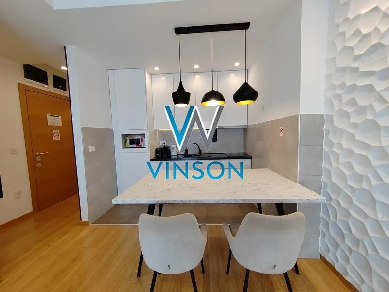Izdavanje, jednosoban stan, 45m², Centar, Novi Sad